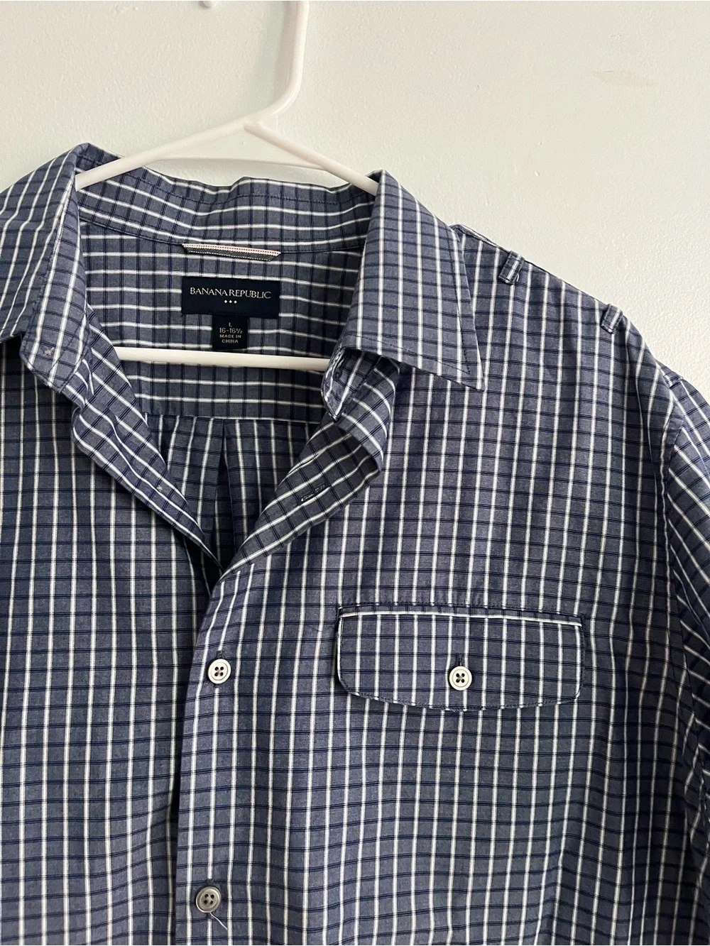 Banana Republic • Men’s Navy and White Windowpane Button-Down Shirt